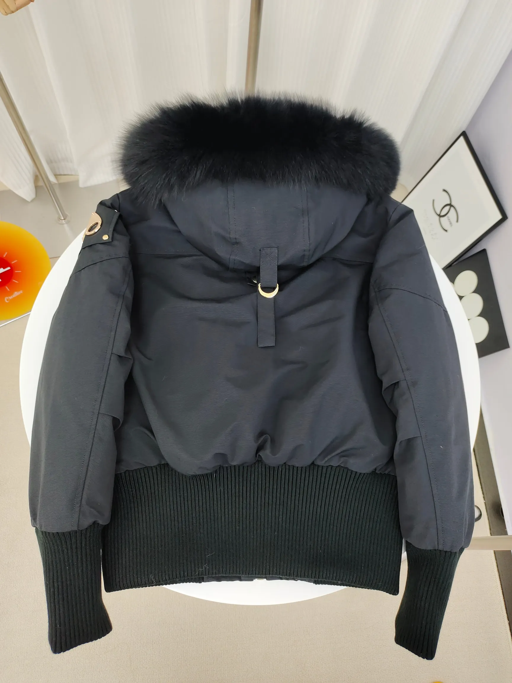 （ ） 03 Moose Knuckles ， ins 、 、 。 ， ， ！ ， ， ， Sizes: XS XL